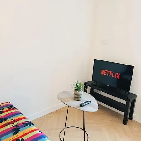 Le Cocon - Parking Gratuit - Netflix * Pont-de-Veyle